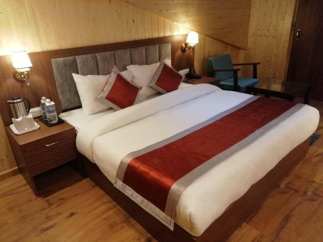 The Laurent And Banon Resorts Manāli Eksteriør billede